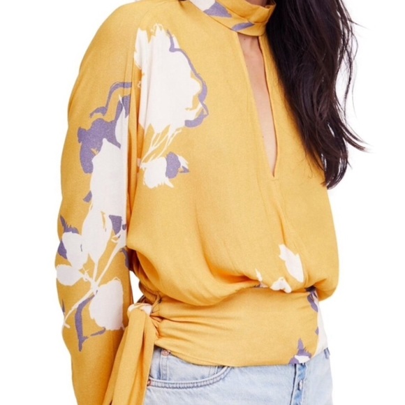 Free People Say You Love Me Keyhole Tie Blouse Top - Picture 2 of 8